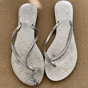 Women’s Guess Silver Flip Flops, size 6.5